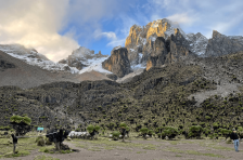 Climbing Mount Kenya Peak
